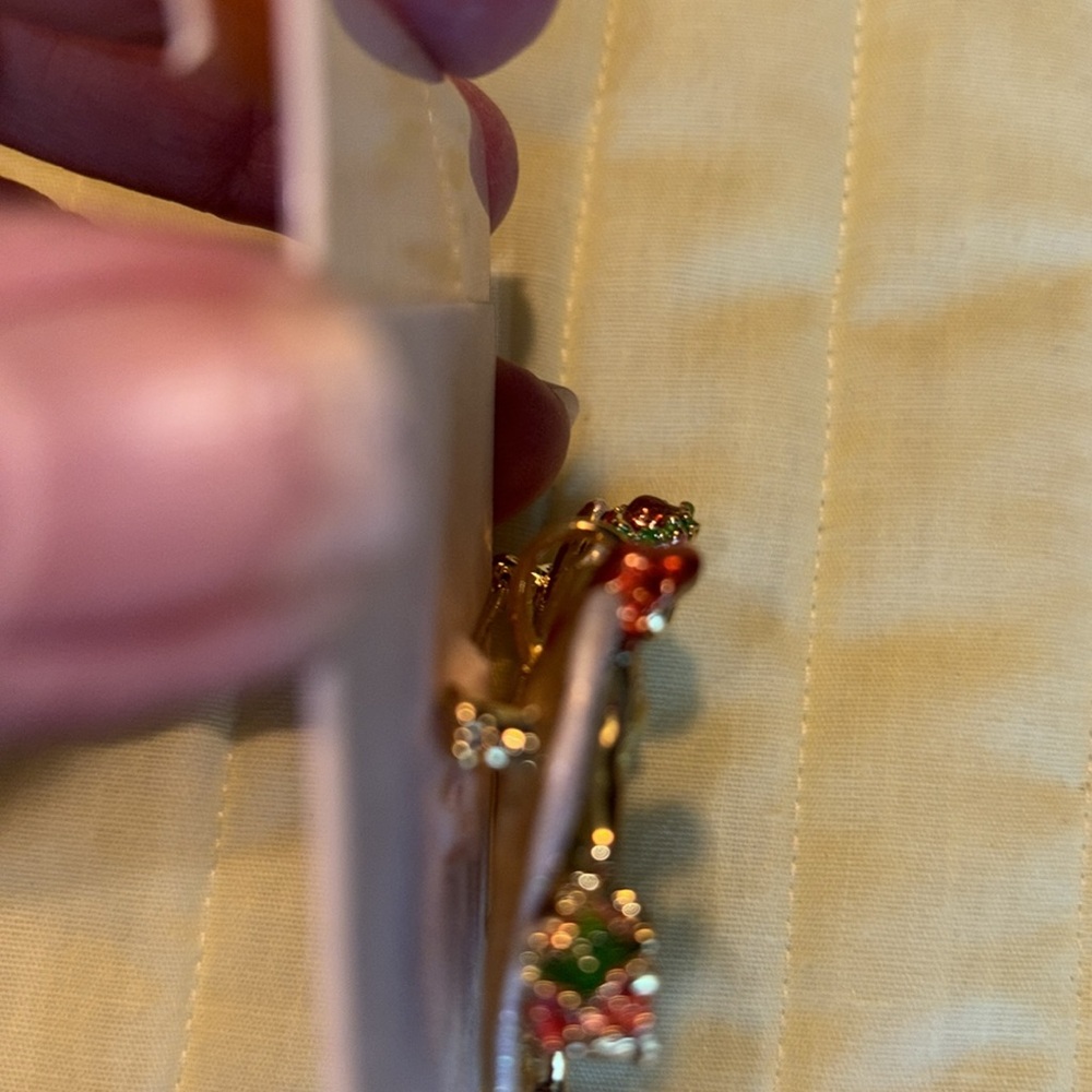 NWOT KIRK’S FOLLY 3 angels w/enamel & glitter gt pin/pendant $55 - Picture 10 of 10
